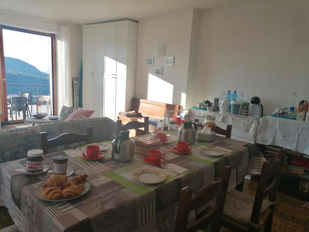토보산지아코모 Casa Di Anna B&B 외부 사진